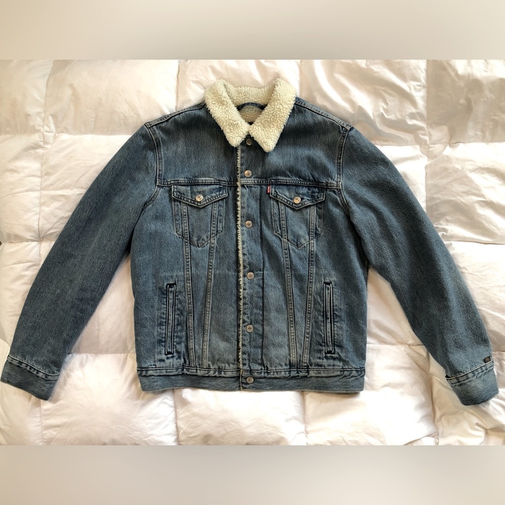 LEVI'S MEN'S Sherpa Trucker Jacket